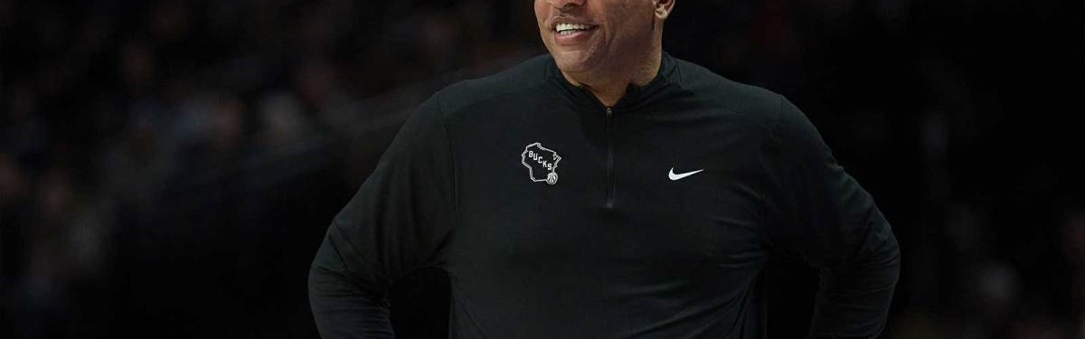 开云体育-反应不一，道格·里弗斯入选名人堂引发NBA球迷争议