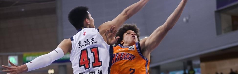 开云体育-广东遭上海三杀后再遭打击？杜锋的话让人绝望：提前退出争冠了？