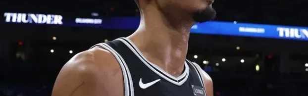 开云体育-文班自2月1日以来豪取39-6，对阵东部球队13-1&amp;amp;仅输尼克斯